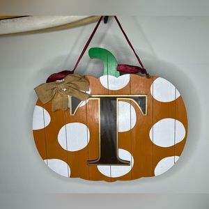Pumpkin “T” Door Hanger